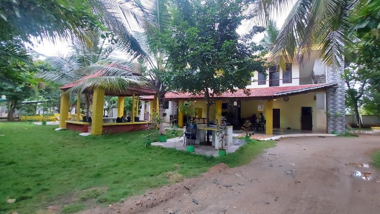 Holiyday In Vgf Farm House Dānishpet Εξωτερικό φωτογραφία