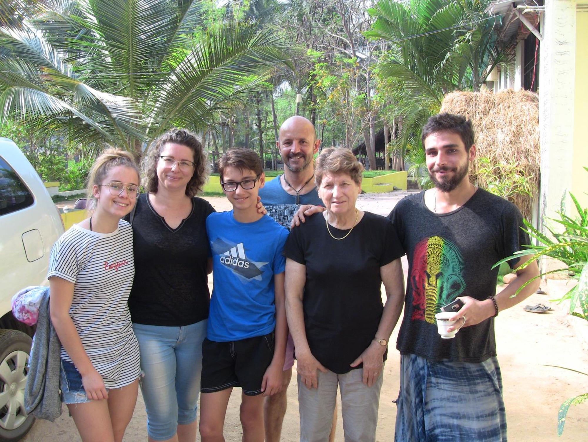 Holiyday In Vgf Farm House Dānishpet Εξωτερικό φωτογραφία