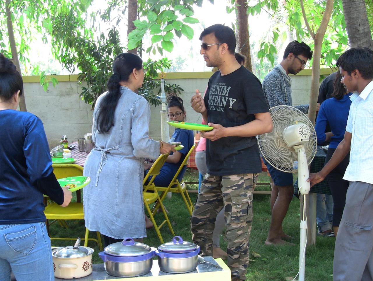 Holiyday In Vgf Farm House Dānishpet Εξωτερικό φωτογραφία